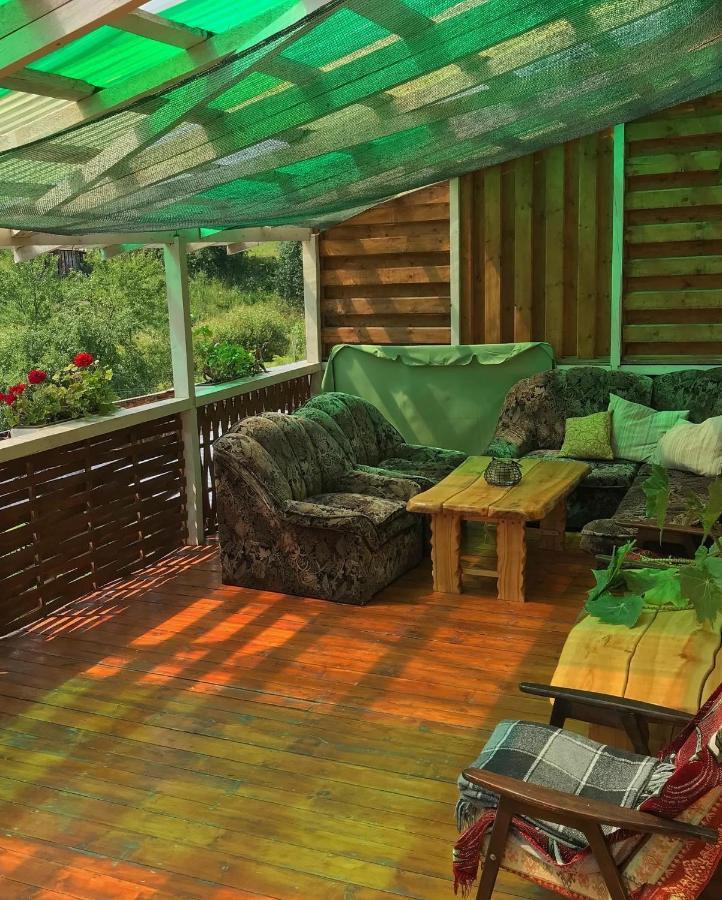 Karpats'Kyi Kalejdoskop Hotel สลาฟสเก ภายนอก รูปภาพ